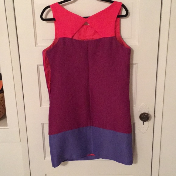 Colorblock Tweed Dress - Picture 4 of 8